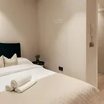 Apartmán Heart Of Gem 2 Bedroom & Parking!