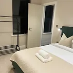 Apartmán Heart Of Gem 2 Bedroom & Parking! *
