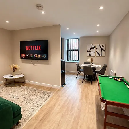 Heart Of Gem 2 Bedroom & Parking! Διαμέρισμα *
