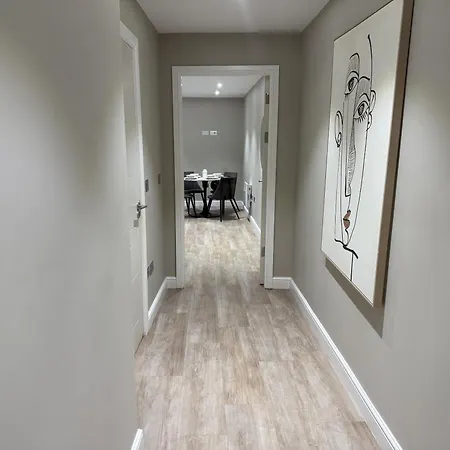 Heart Of Gem 2 Bedroom & Parking! Apartment Leeds (West Yorkshire)