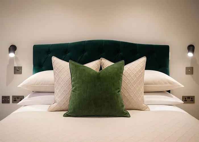 Apartment Heart Of Gem 2 Bedroom & Parking! Leeds (West Yorkshire)