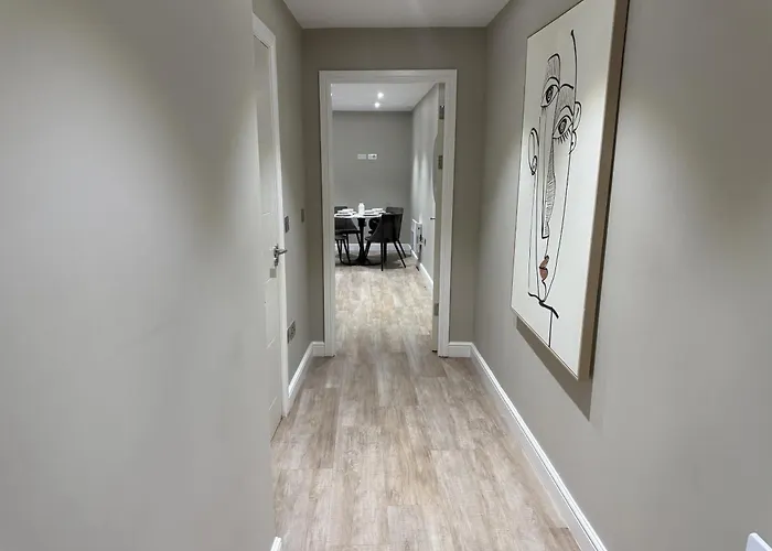 Heart Of Gem 2 Bedroom & Parking! Apartment Leeds (West Yorkshire)