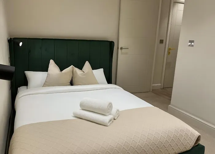 Heart Of Gem 2 Bedroom & Parking! Leeds (West Yorkshire)