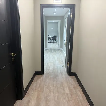Heart Of Gem 2 Bedroom & Parking! Daire